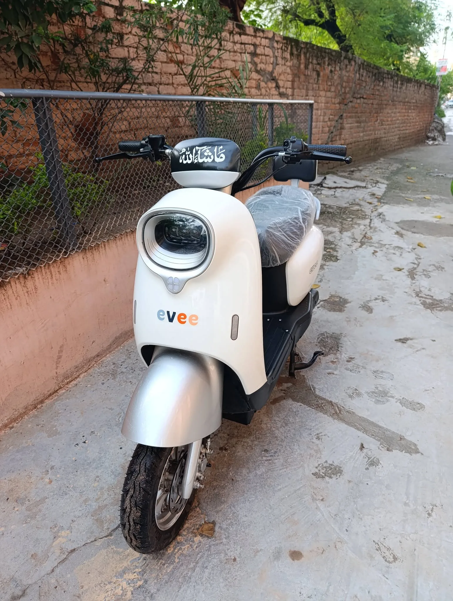 🛵 Evee Nisa Electric Scooty – Model 2025 For Sale ⚡