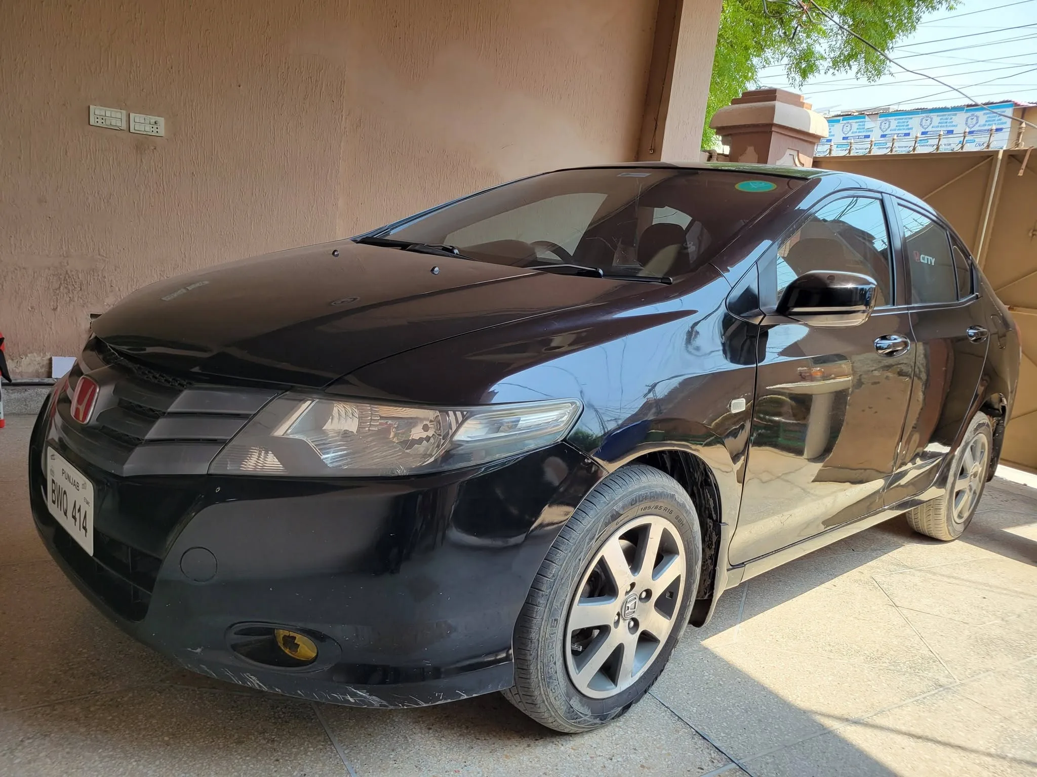 🚘 FOR SALE – Honda City 2010 Automatic | Black Beauty