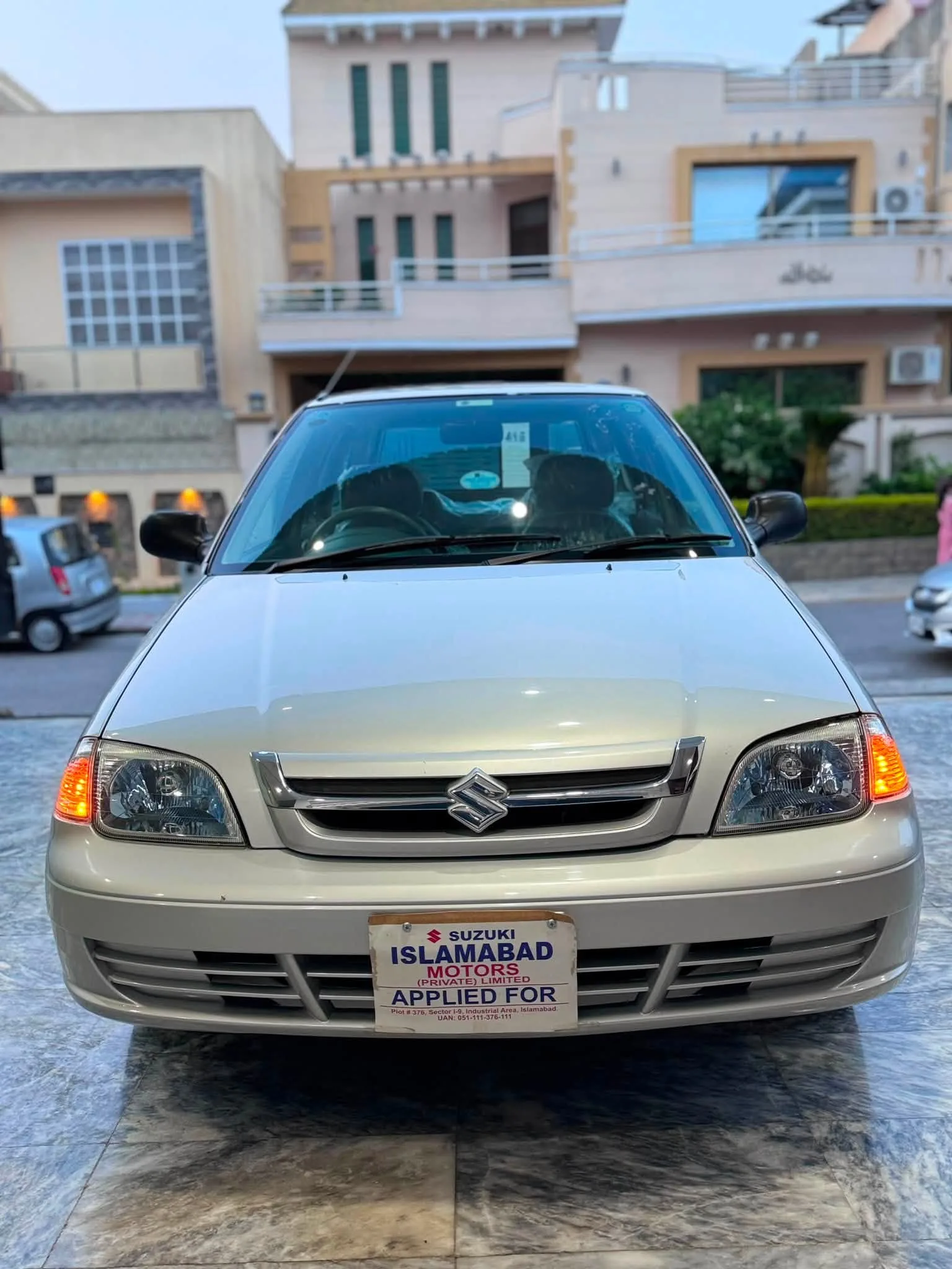 Suzuki Cultus 2014 Model | 1st Owner | Low Mileage | Lahore Number