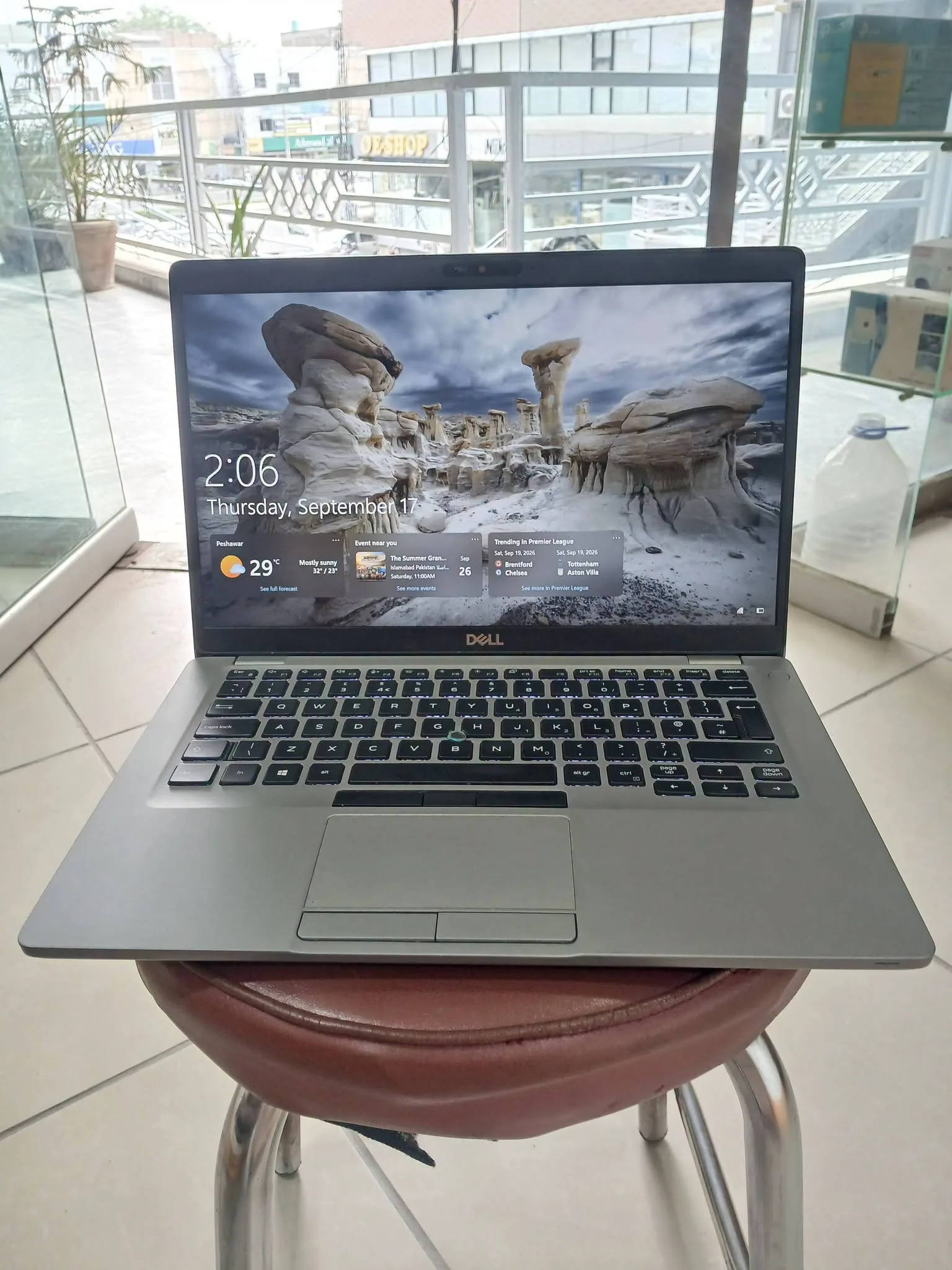 Dell 14-Inch Full HD Laptop π» πΎ 8GB DDR4 RAM