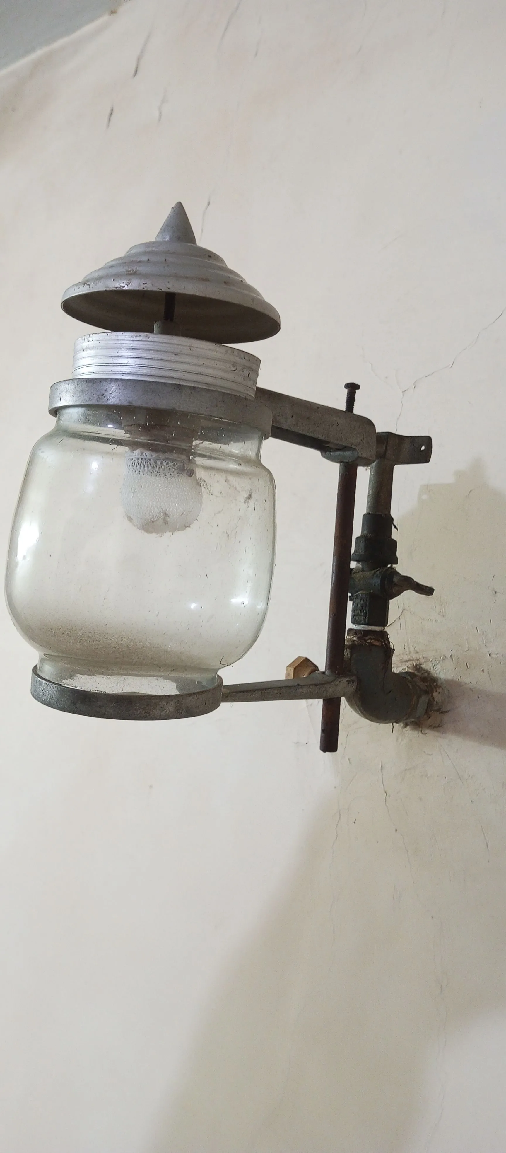 Vintage Antique Wall-Mounted Gas Lamp
