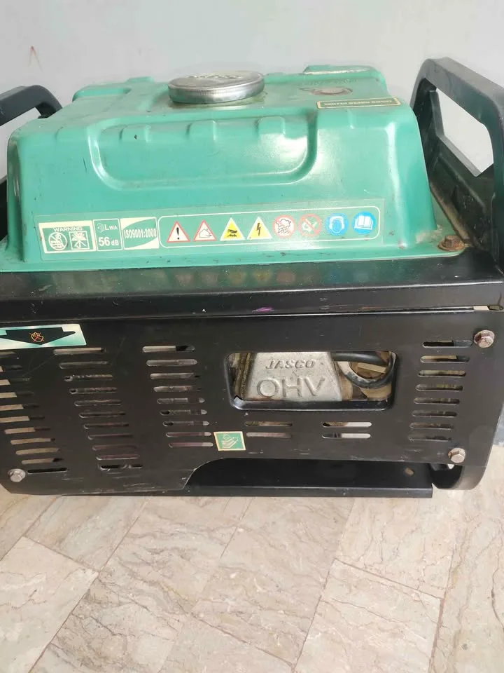 JASCO J1800DLX-S Generator 1800W (2100W Max) | Like New Condition