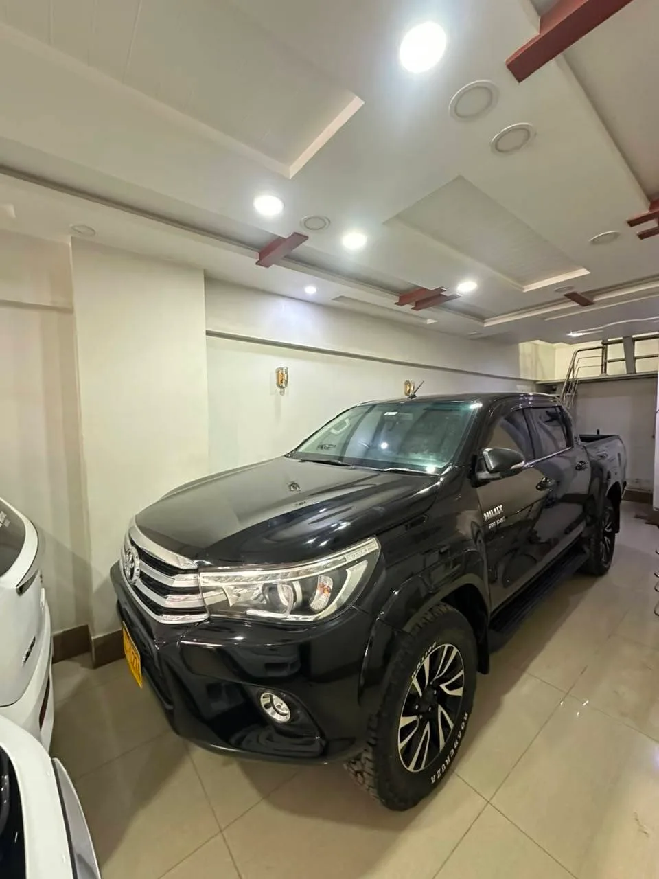 Toyota Hilux Revo 2.8 V 2020 | Full Original | 84,000 KM | Karachi