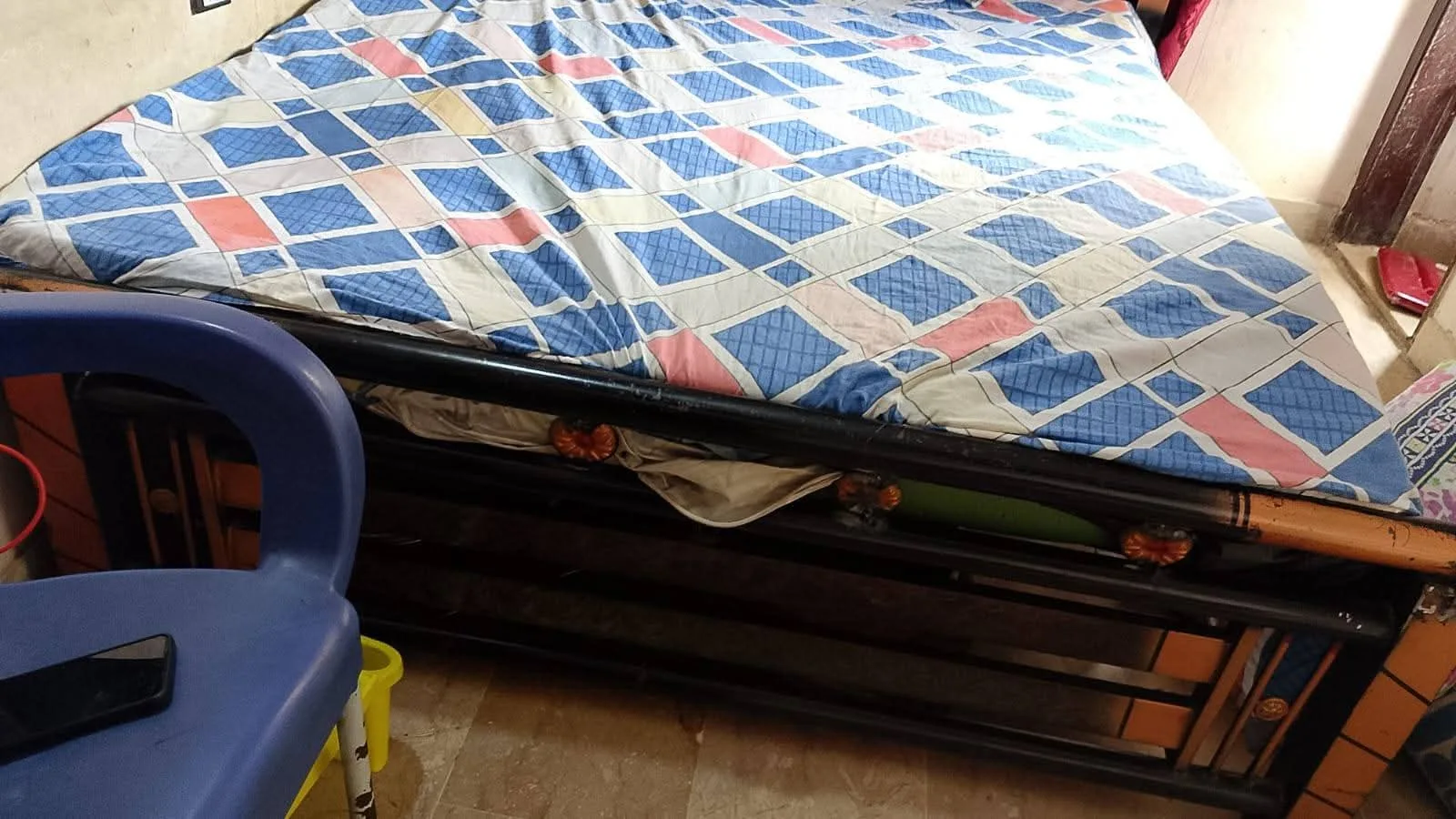 Urgent sale bed