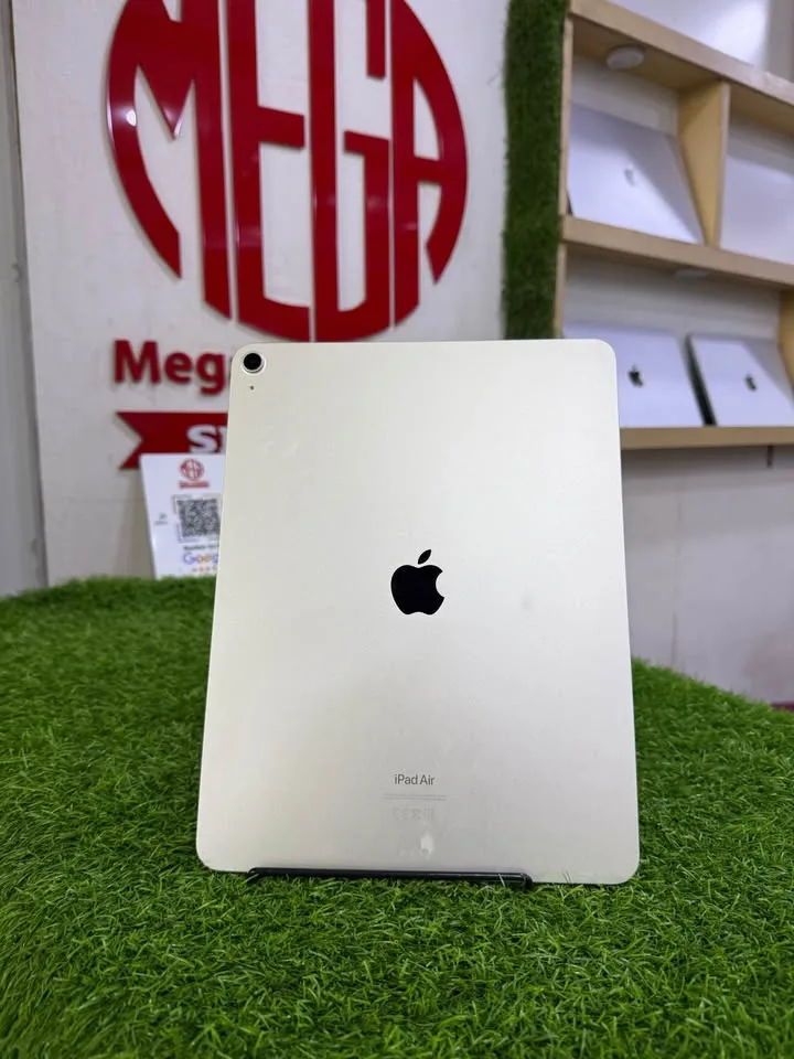 🍎 Apple iPad Air 13" – M2 Chip | 128GB | Starlight ✨