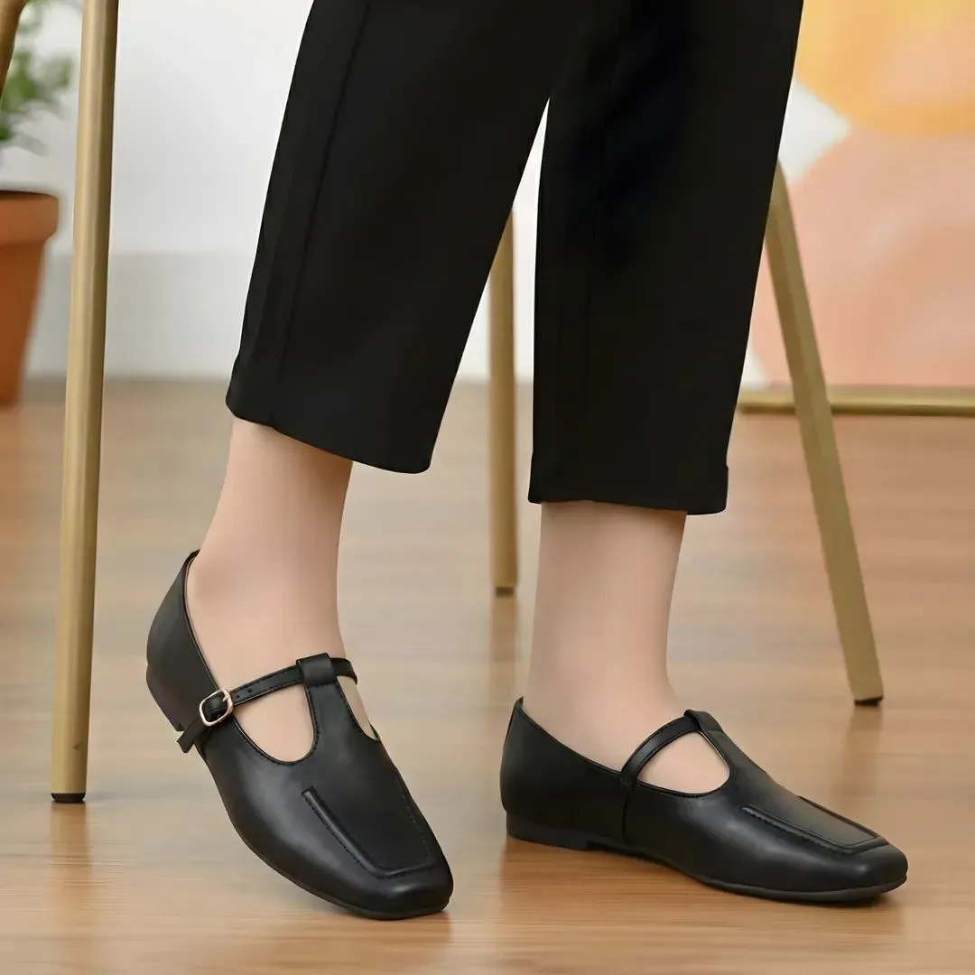 Clothing & Accessories flats