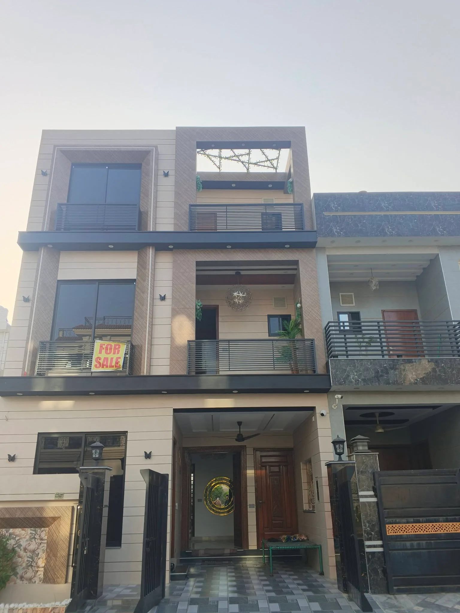For Sale - π‘ 5 Marla Brand New House for Sale β Park View City, Lahore