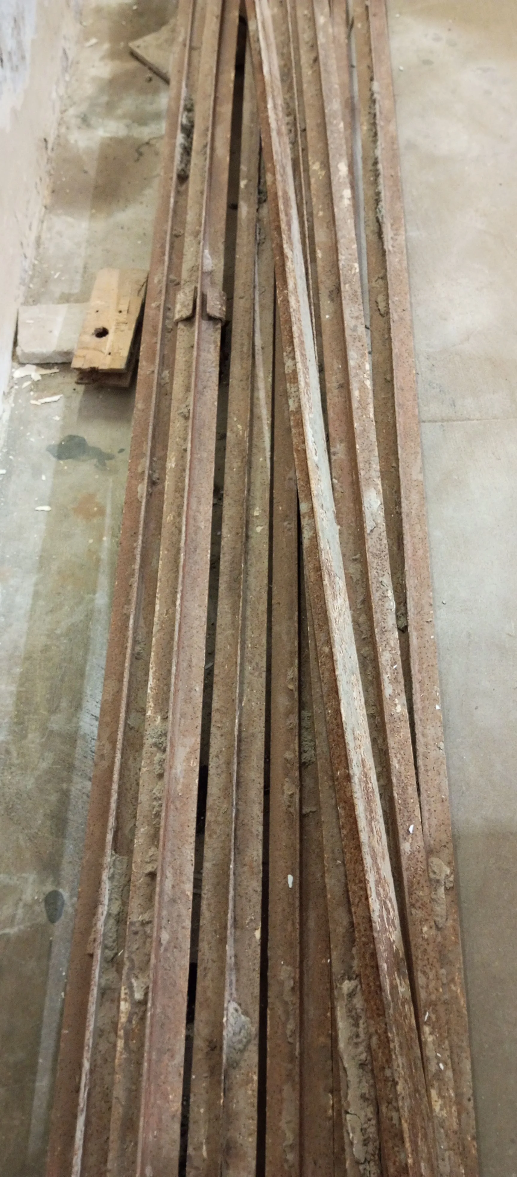 Roofing T-Iron (TR) Bars Lot - 9 Pieces
