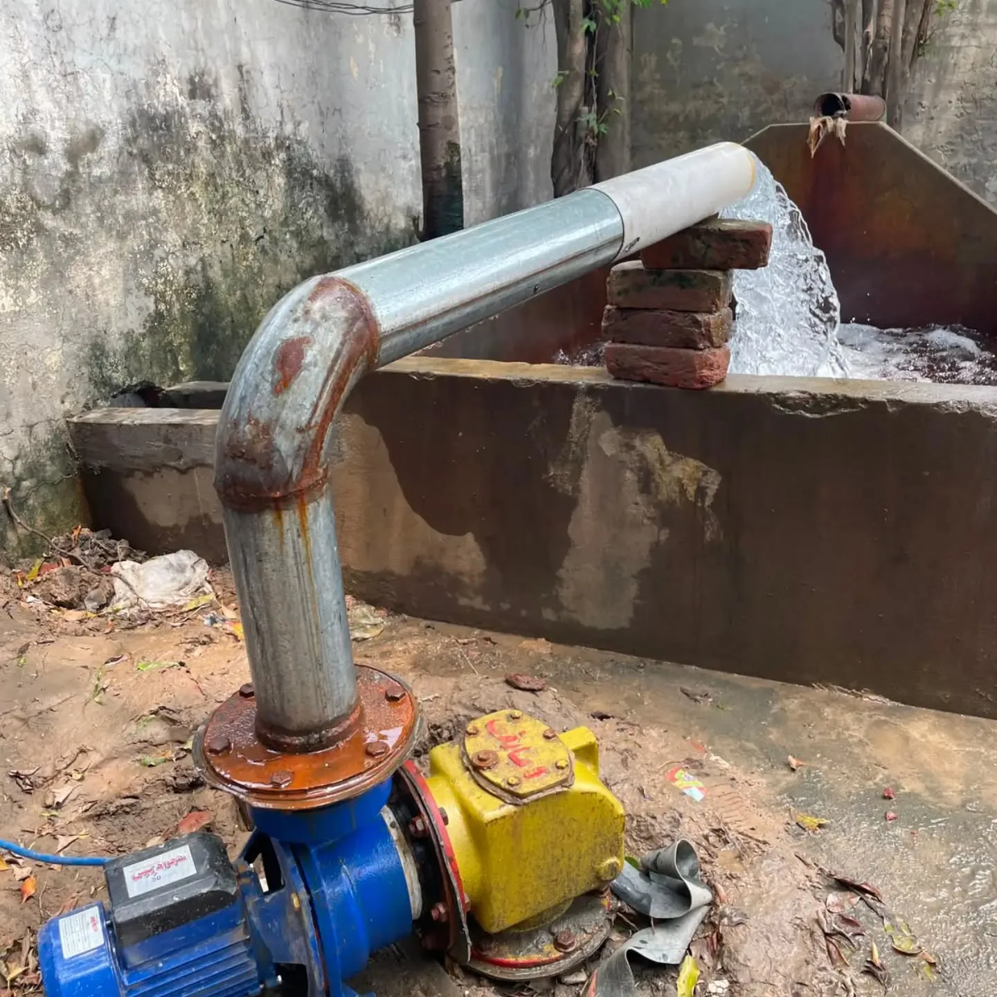 6 Plate Solar Water Pump System | Low Running Cost | Free Water All Day