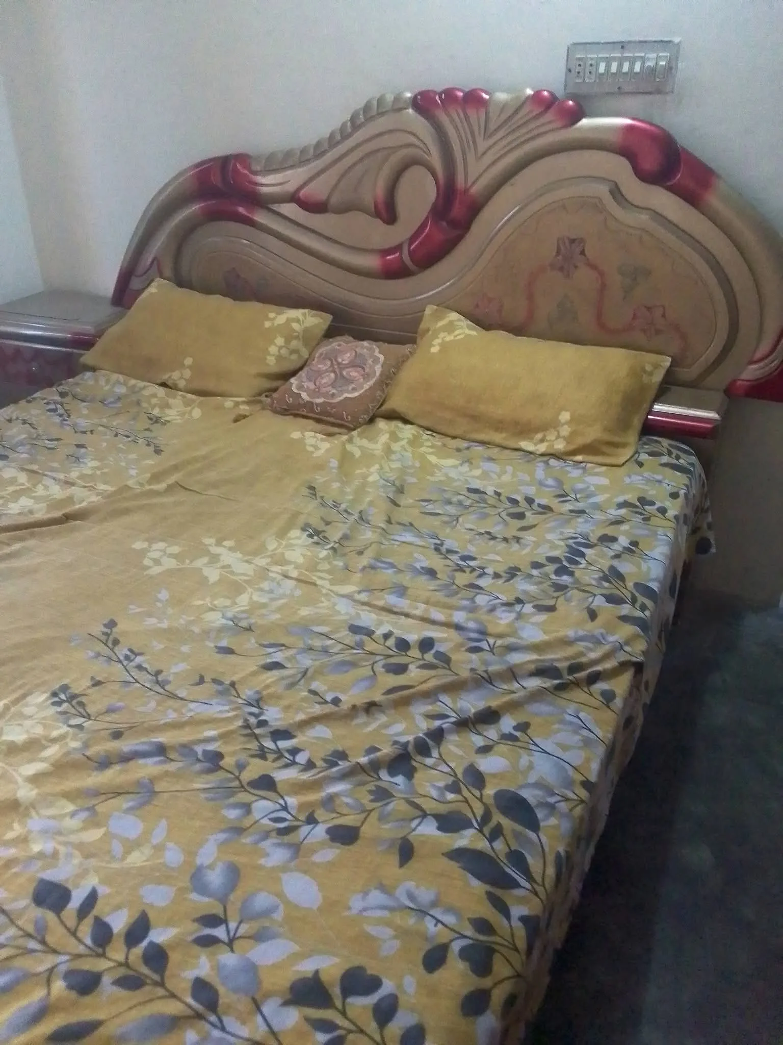 Bed for urgent